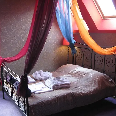 Guest house Dworek Novello 2*