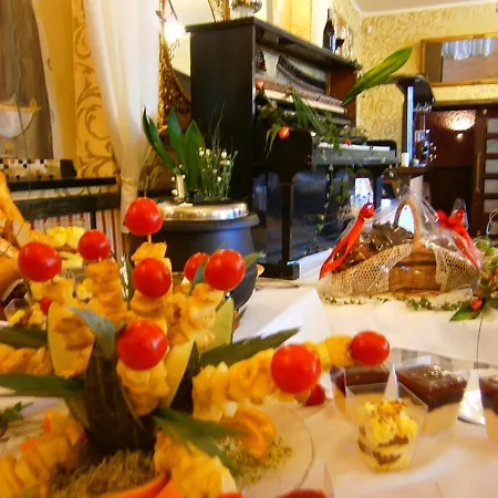 Vendégház Dworek Novello 2*